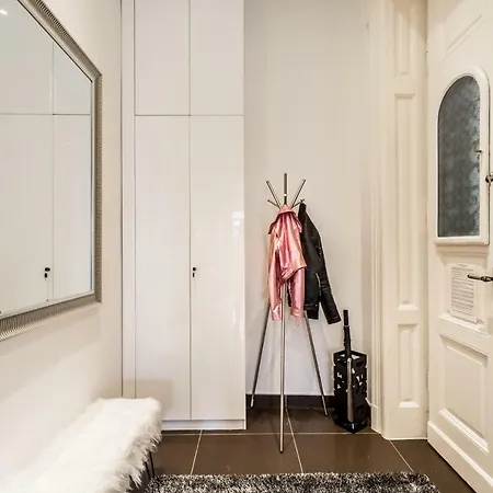 Bpr Luxe De Noir Et Blanc Apartmán Budapešť