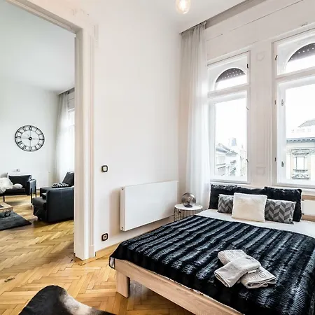 Apartmán Bpr Luxe De Noir Et Blanc *