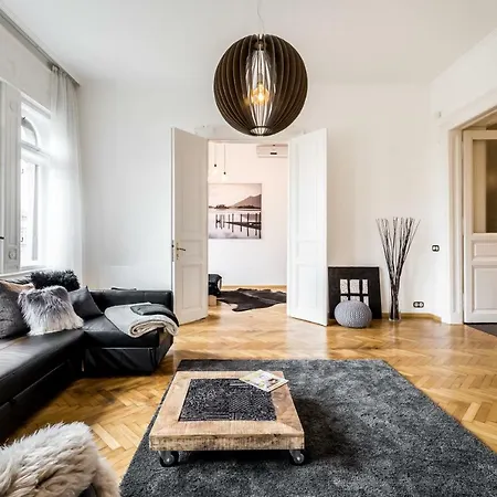 Bpr Luxe De Noir Et Blanc Apartmán Budapešť