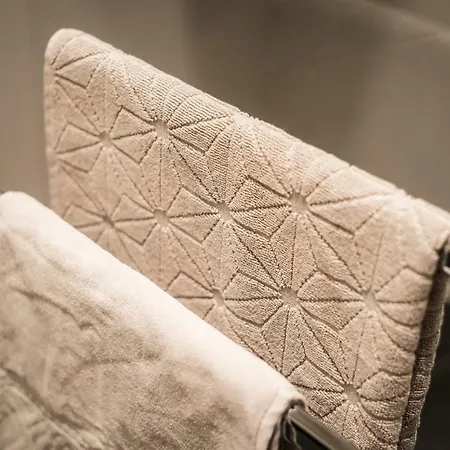 Bpr Luxe De Noir Et Blanc Apartmán